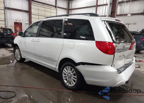 2010 Toyota Sienna Limited из США, поврежденный, VIN 5TDDK4CC4AS030593